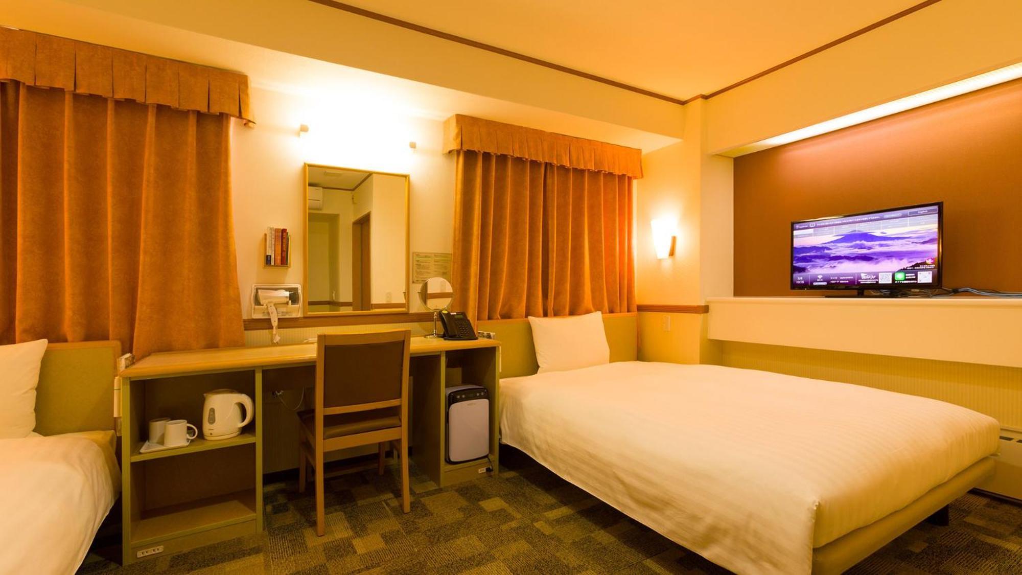 Toyoko Inn Fujisan Numazu Eki Kita Guchi No 2 Habitación foto