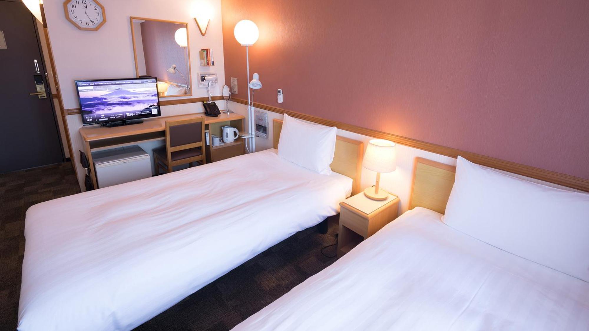 Toyoko Inn Fujisan Numazu Eki Kita Guchi No 2 Habitación foto