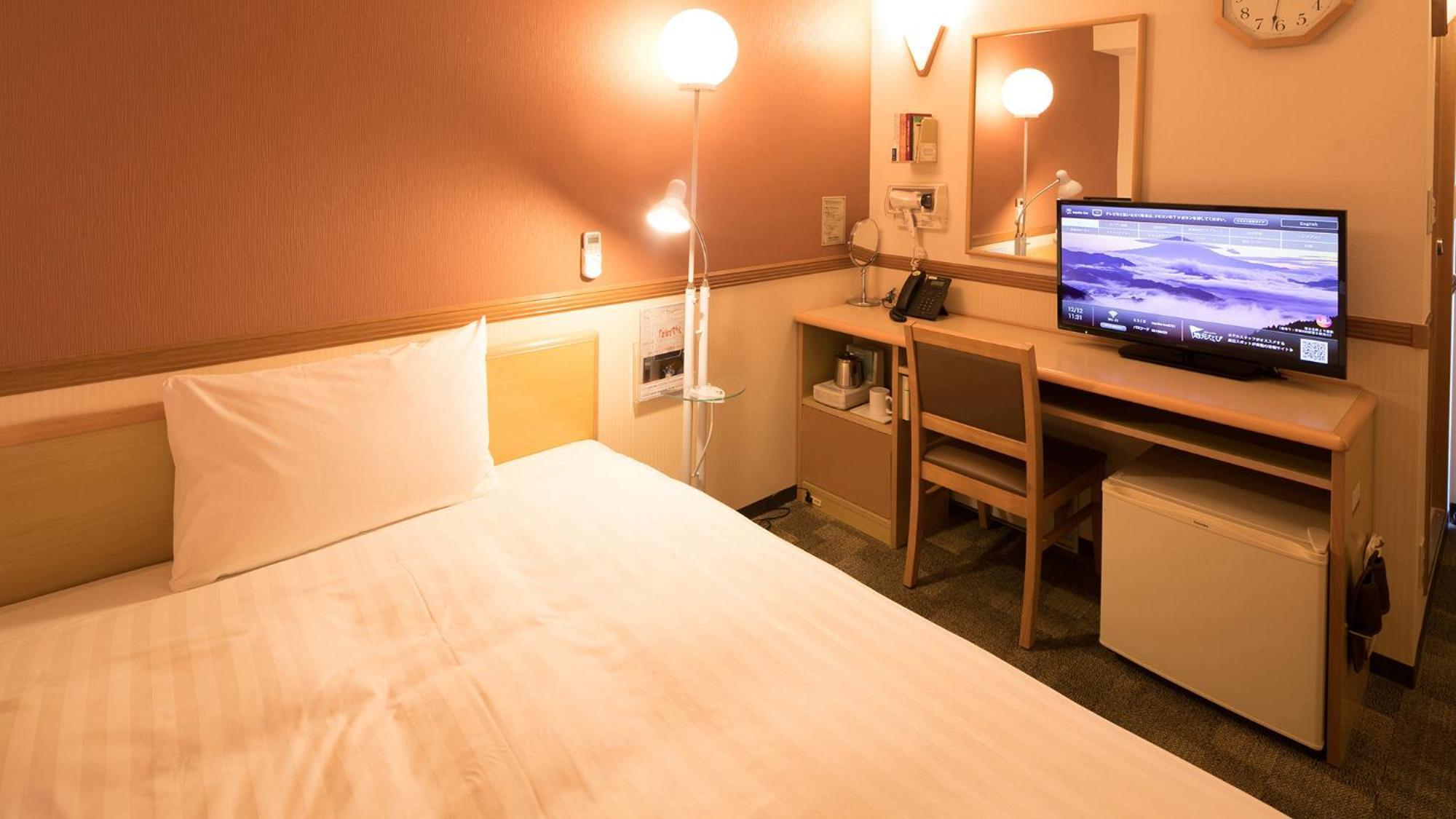 Toyoko Inn Fujisan Numazu Eki Kita Guchi No 2 Habitación foto