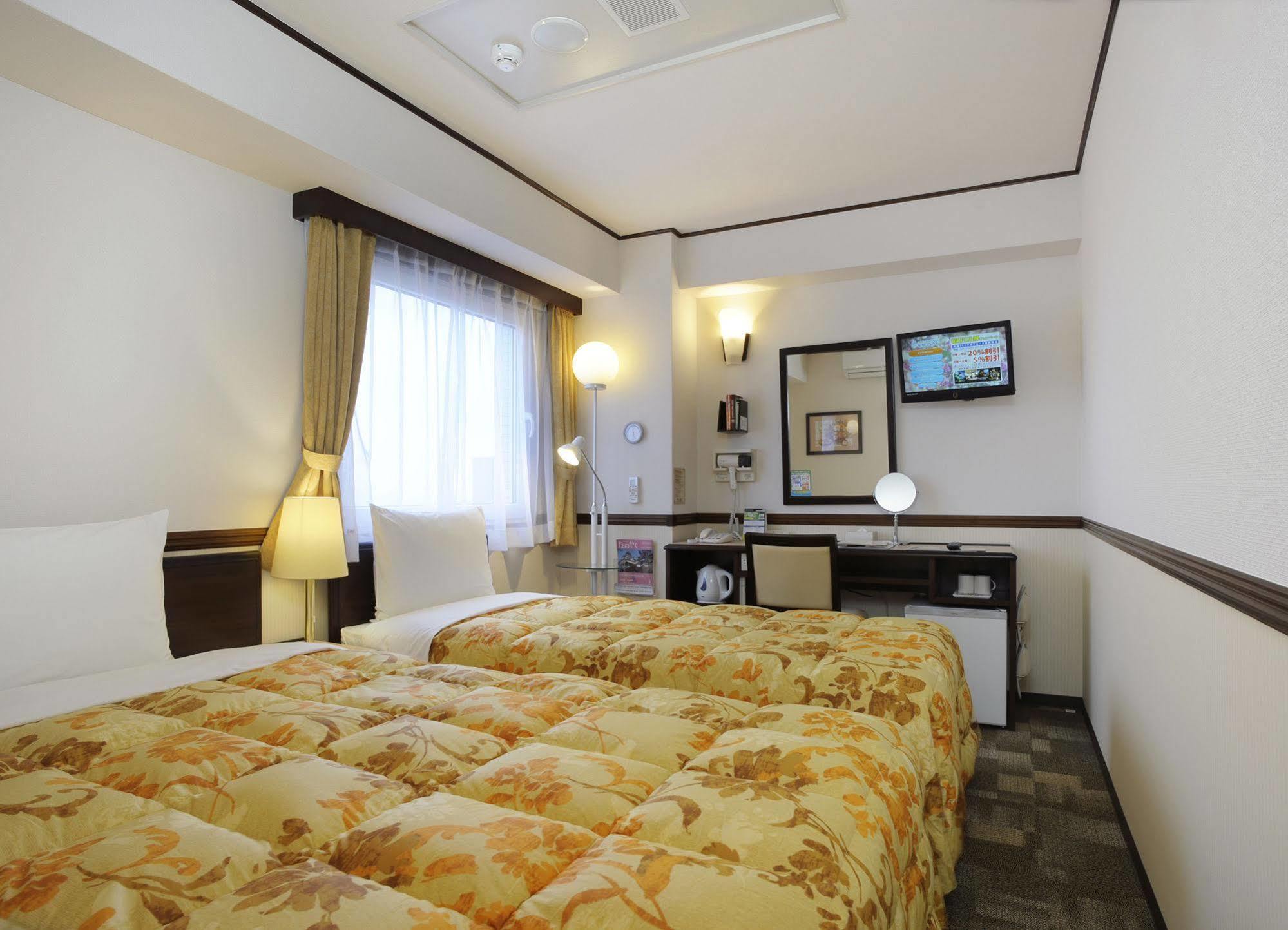Toyoko Inn Fujisan Numazu Eki Kita Guchi No 2 Exterior foto